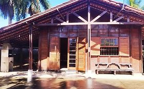 Casa a 250M da praia das Toninhas
